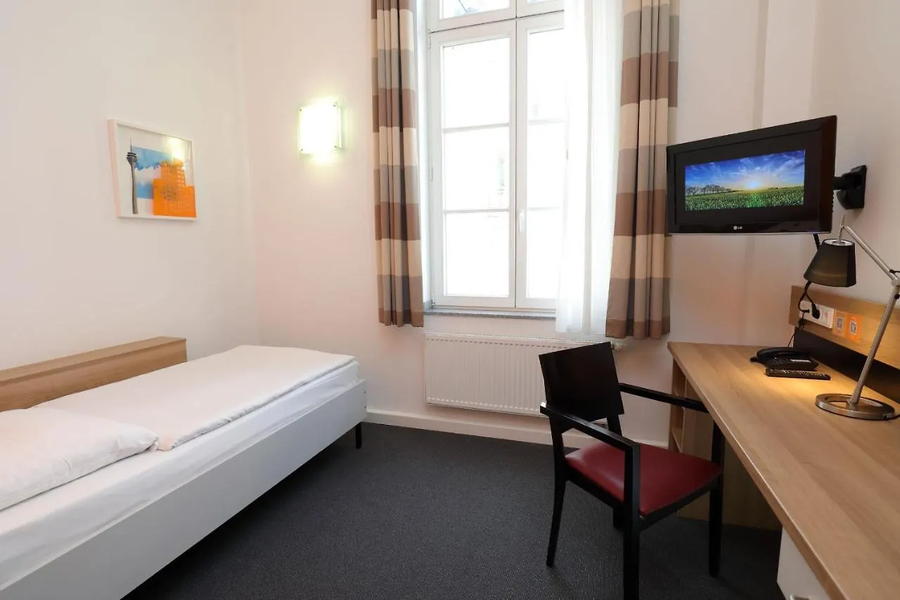 Aparthotel Townhouse Duesseldorf  Düsseldorf